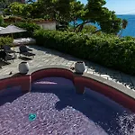 Villa Donna Michelle - Private Pool & Faraglioni View Capri