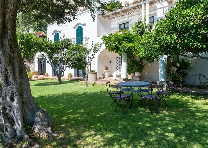 Βίλα Donna Michelle - Private Pool & Faraglioni View