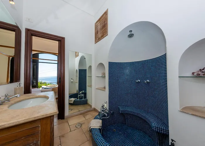 Donna Michelle - Private Pool & Faraglioni View Villa Capri