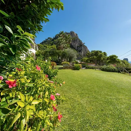 Donna Michelle - Private Pool & Faraglioni View * Capri