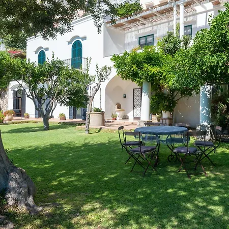 Villa Donna Michelle - Private Pool & Faraglioni View