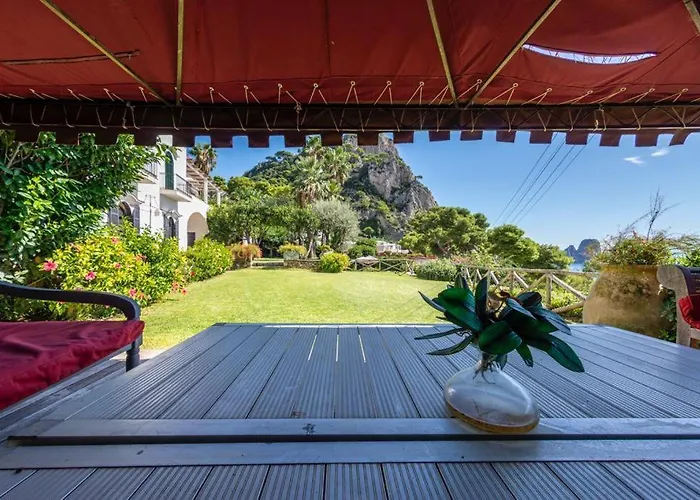 Donna Michelle - Private Pool & Faraglioni View Villa *